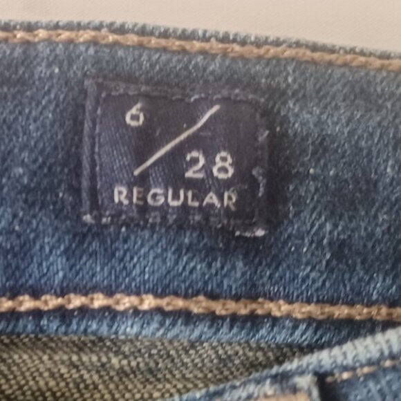 Lucky Brand Low Rise Lolita Bootcut Jean - Picture 7 of 8